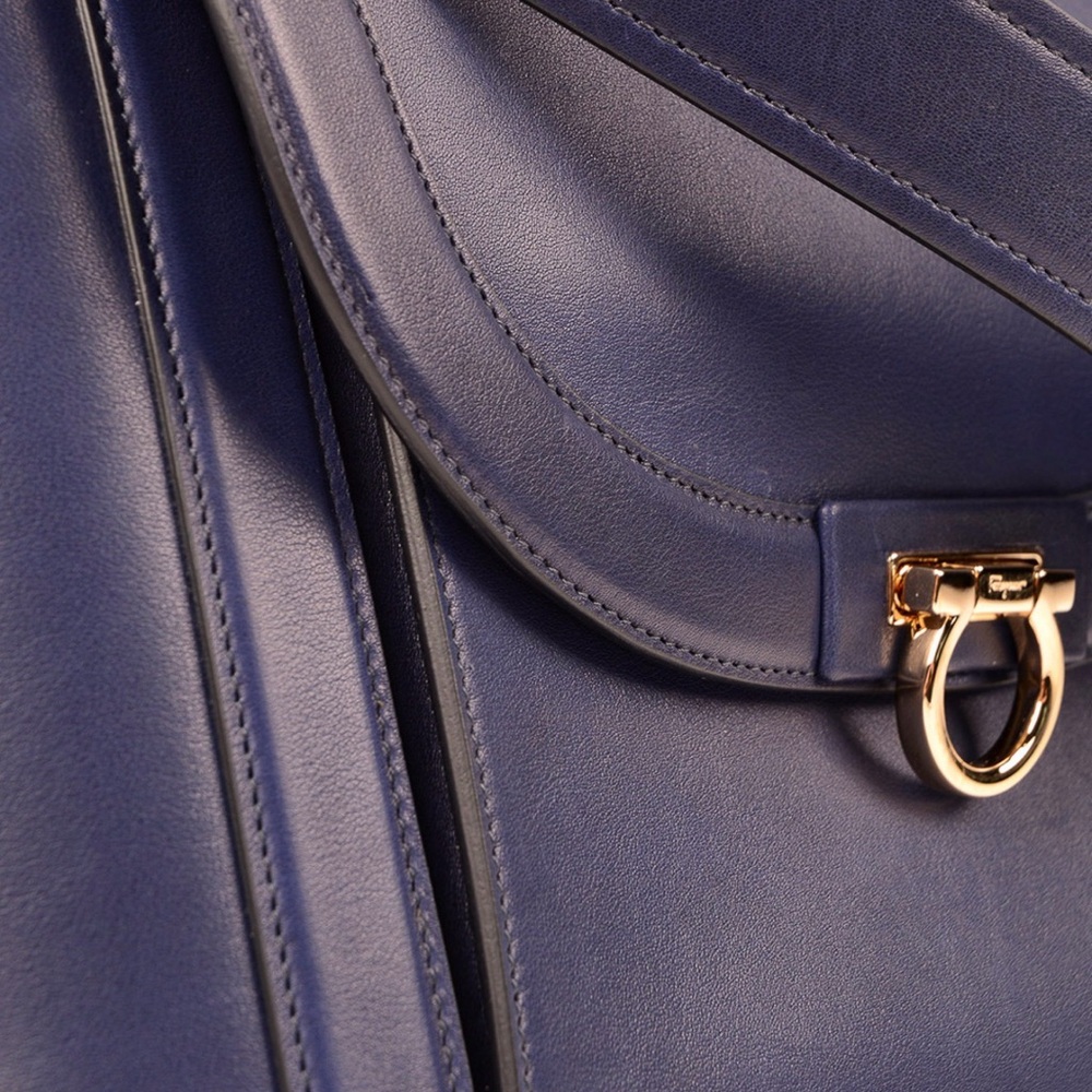 Salvatore Ferragamo Soft Sofia Leather Handbag - Picture 4 of 11